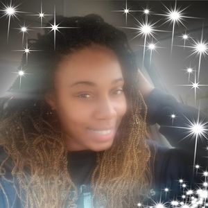 Meet your Posher, Kenyatta